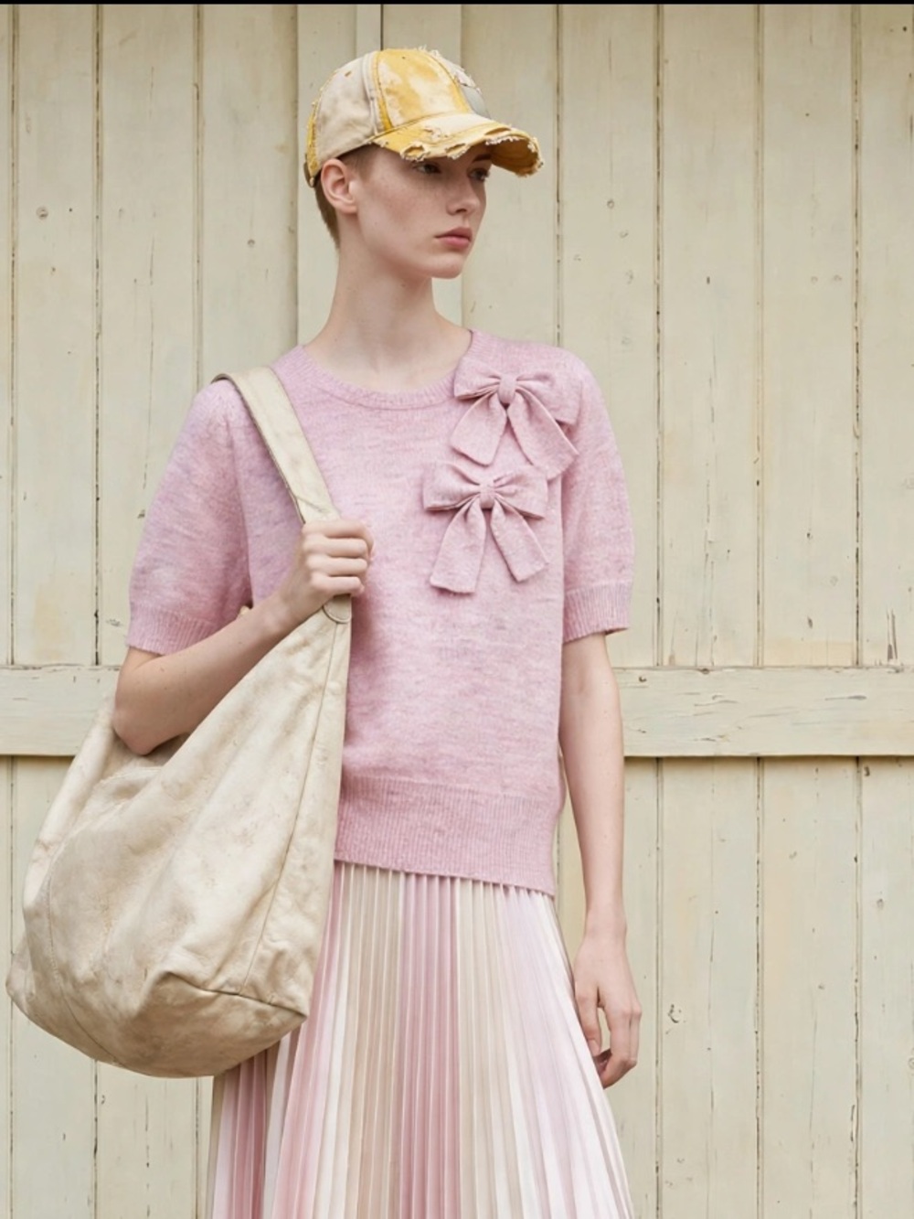 Pink bow sweater NWOT